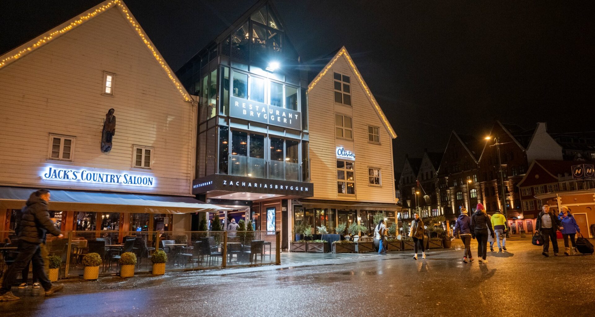 Bergen sentrum, Utested | – Slo mot vekter og spyttet etter politiet