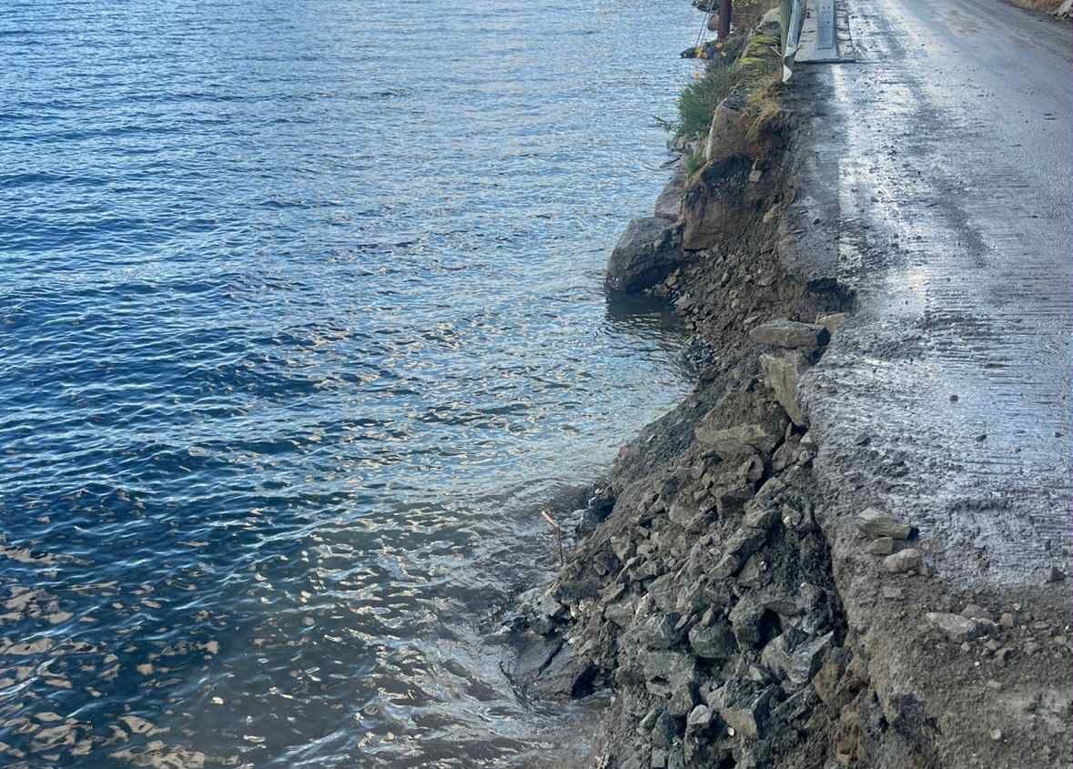 Eiker, Hakavik | Erik er innestengt: – Veien kan klappe sammen - Drammens Tidende