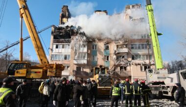 22 fortsatt savnet etter det russiske angrepet mot boligblokker i Ternopil