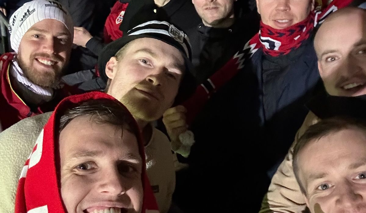 Dei følgde festen i Milano: - Me skal feire at Norge skal til VM! - hallingdolen.no