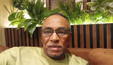 Tarik (67) flyktet fra krigen i Sudan – venter fortsatt på norske pensjonspenger