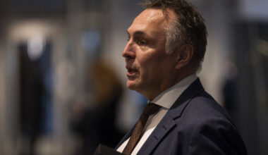 Finansierer militær støttepakke på fem milliarder kroner