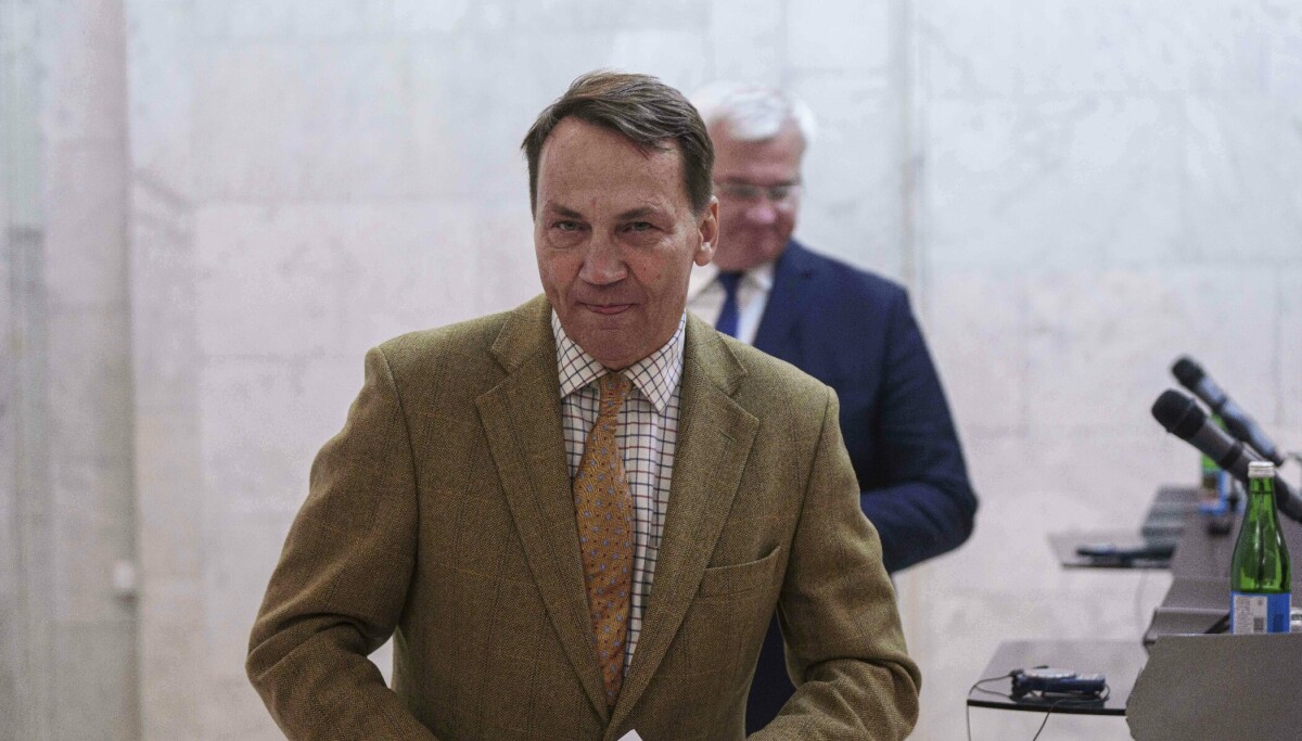 Polen stenger russisk konsulat etter jernbanesabotasje