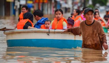 Minst 55 omkommet i flom i Vietnam
