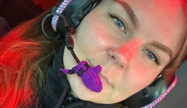 E6 i Trøndelag er stengt fordi det er såpeglatt – NRK Trøndelag – Lokale nyheter, TV og radio