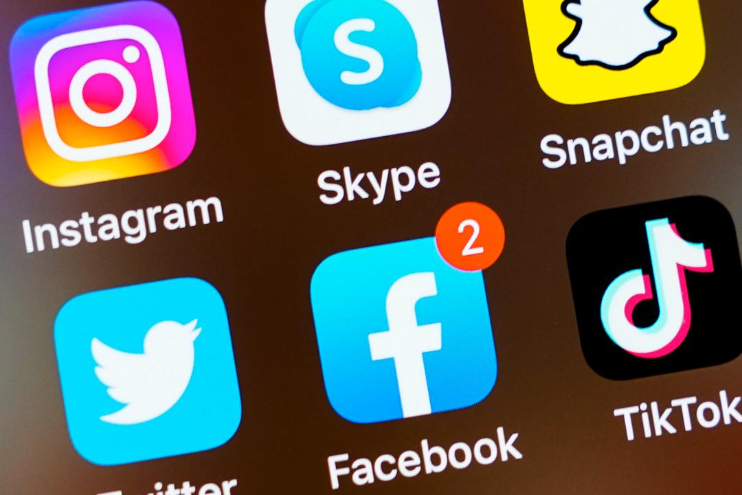 Facebook og Instagram fjerner brukere under 16 år i Australia