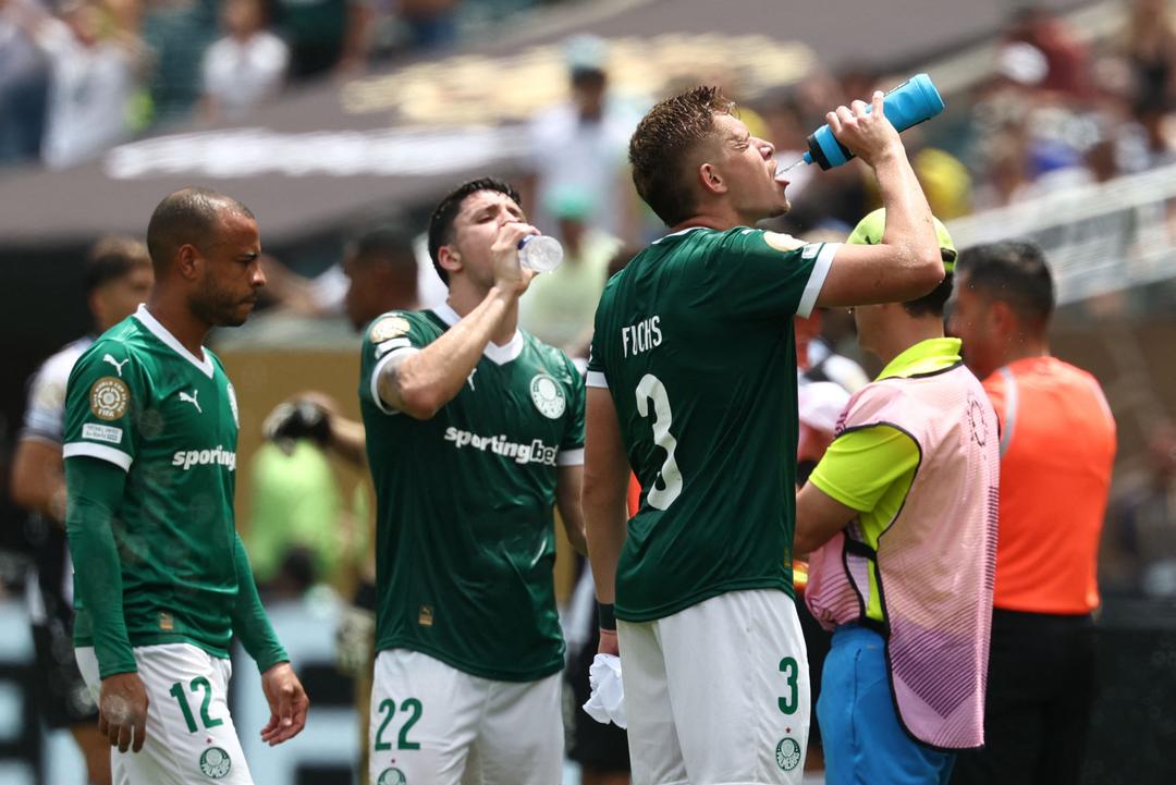 VM-helten Øyvind Leonhardsen advarer mot VM-varmen