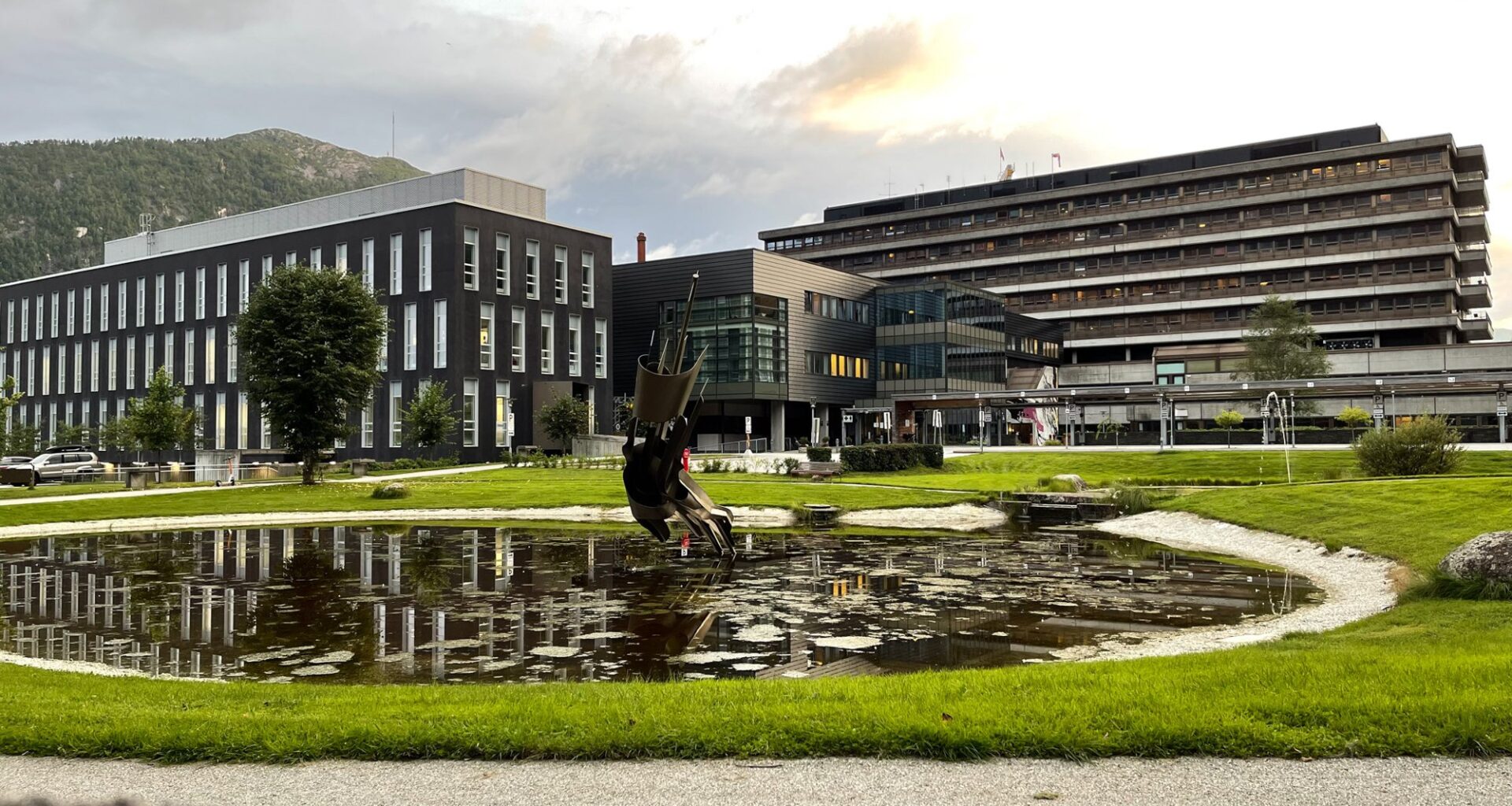 Helse Førde, Førde | Datatrøbbel i heile Helse Vest – sentralsjukehuset råka