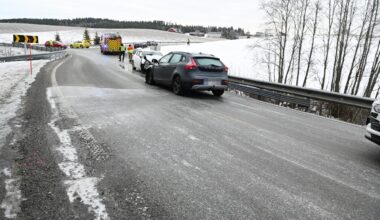 Nyheter, Trafikk | Advarer om såpeglatte veier: – Har saltet i hele natt - Varingen