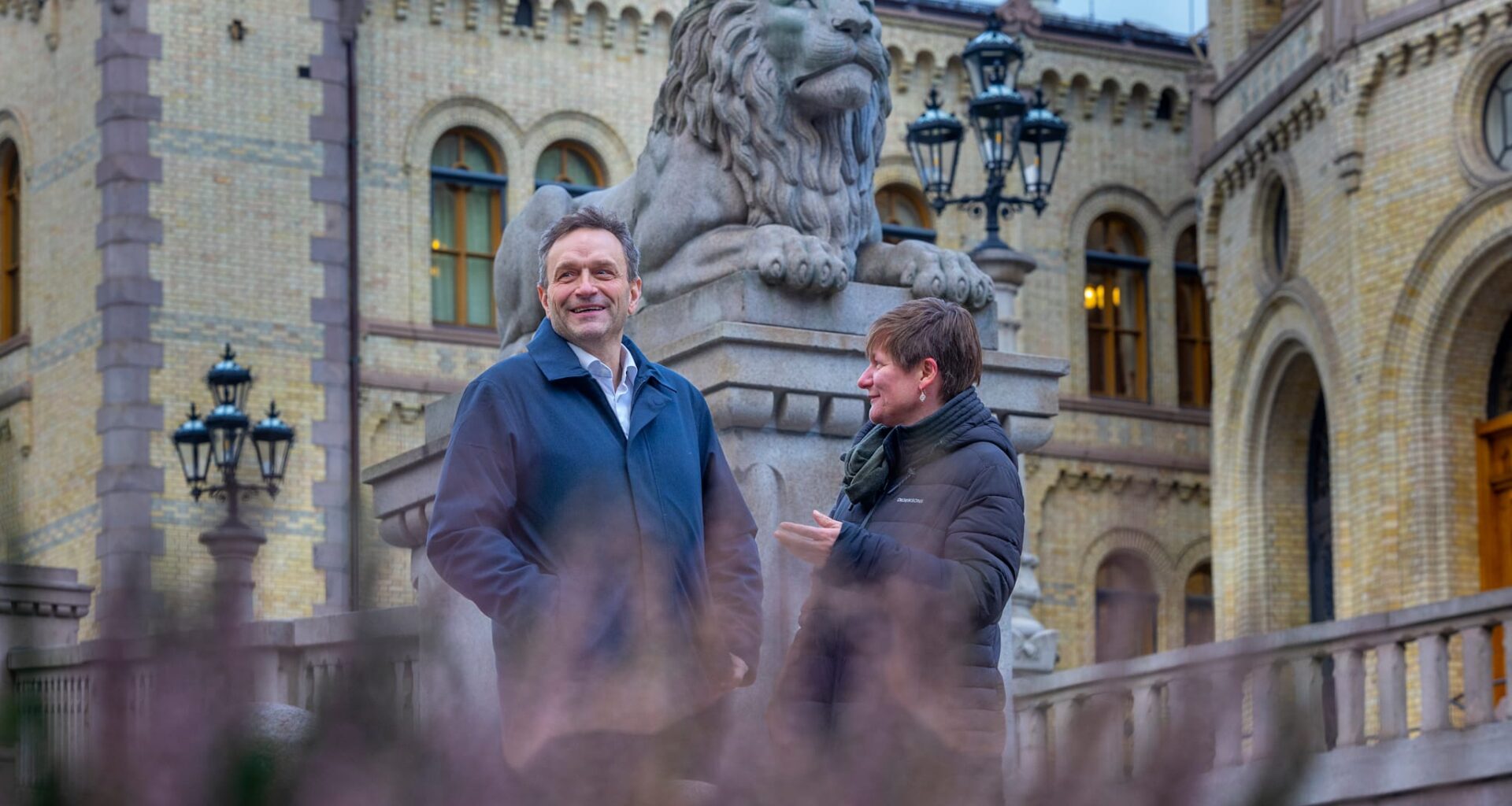 MDGs leder Arild Hermstad får støtte fra leder i Fagforbundet, Helene Harsvik Skeibrok i at det trengs en plan for utfasingen av oljen.