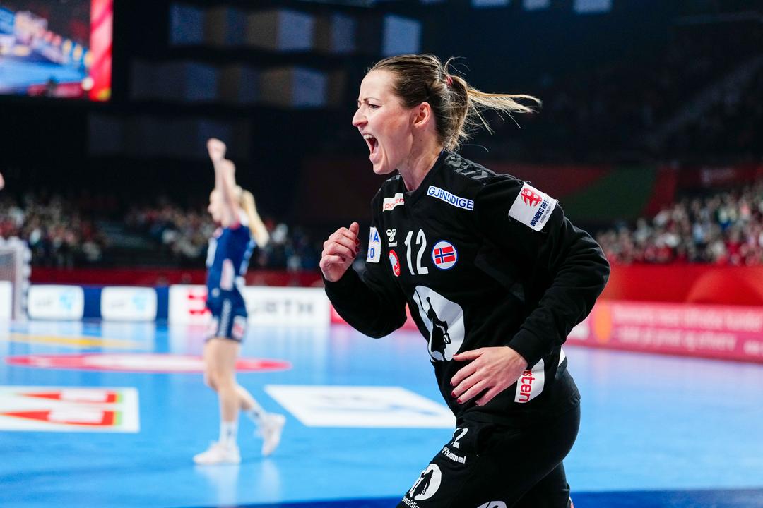 Silje Solberg-Østhassel gjør håndballcomeback i 2026 – gjenforenes med tvillingsøsteren