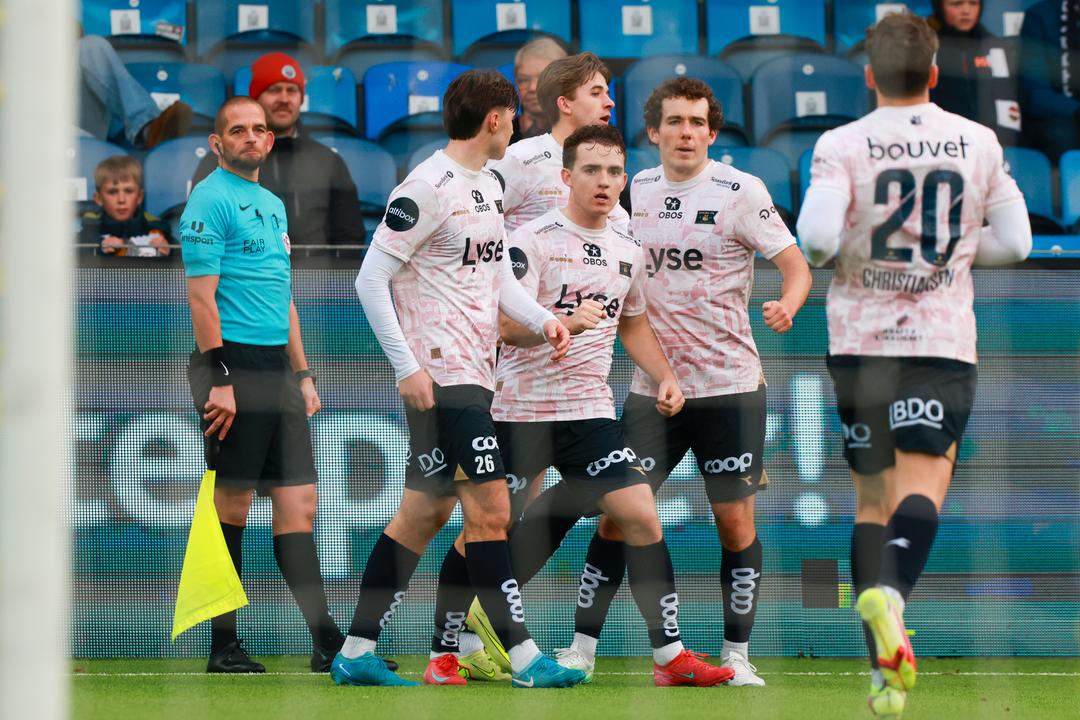 Viking inntok tabelltopp etter snuoperasjon