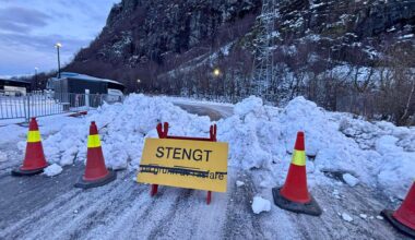 Nyheter, Sunndalsøra | Rasrammet veg stengt – slik løste Hydro og havneterminalen det - Aura Avis