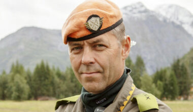 John Hammersmark avslørt som Badeanda i Maskorama