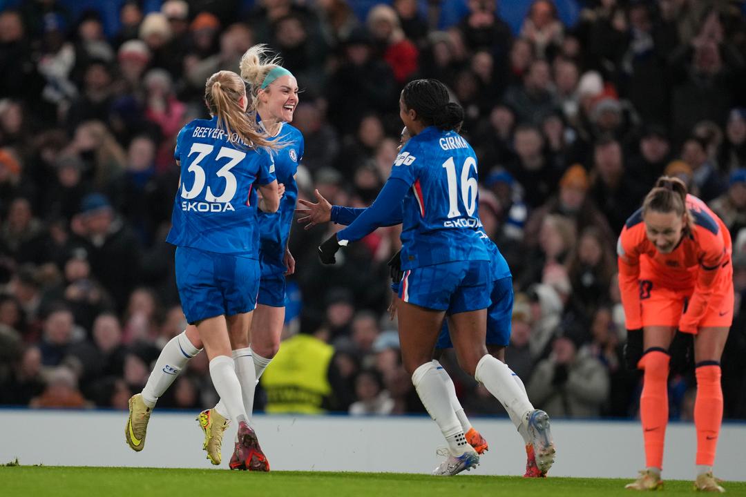 Chelsea tok poeng fra Barcelona – strømbrudd forsinket mesterligaduell