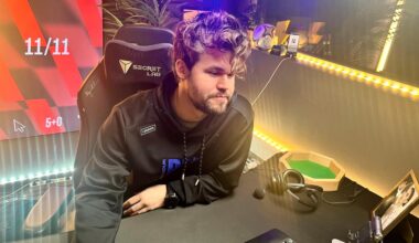 Magnus Carlsen spiller VM i lyn- og hurtigsjakk