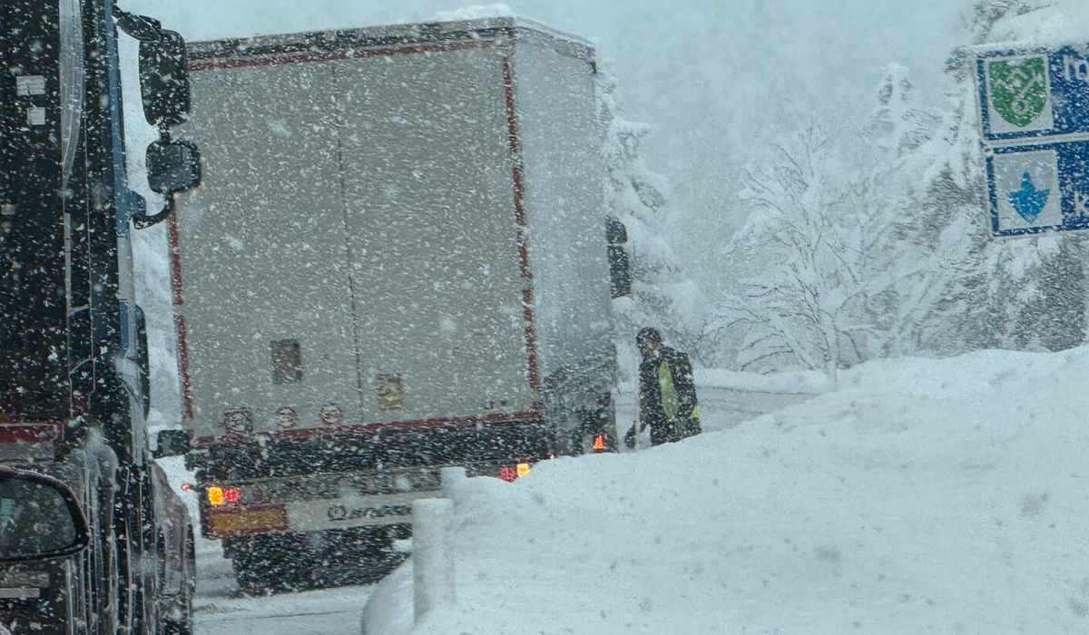 Kjøretøy fikk stans på tur til Bjorli