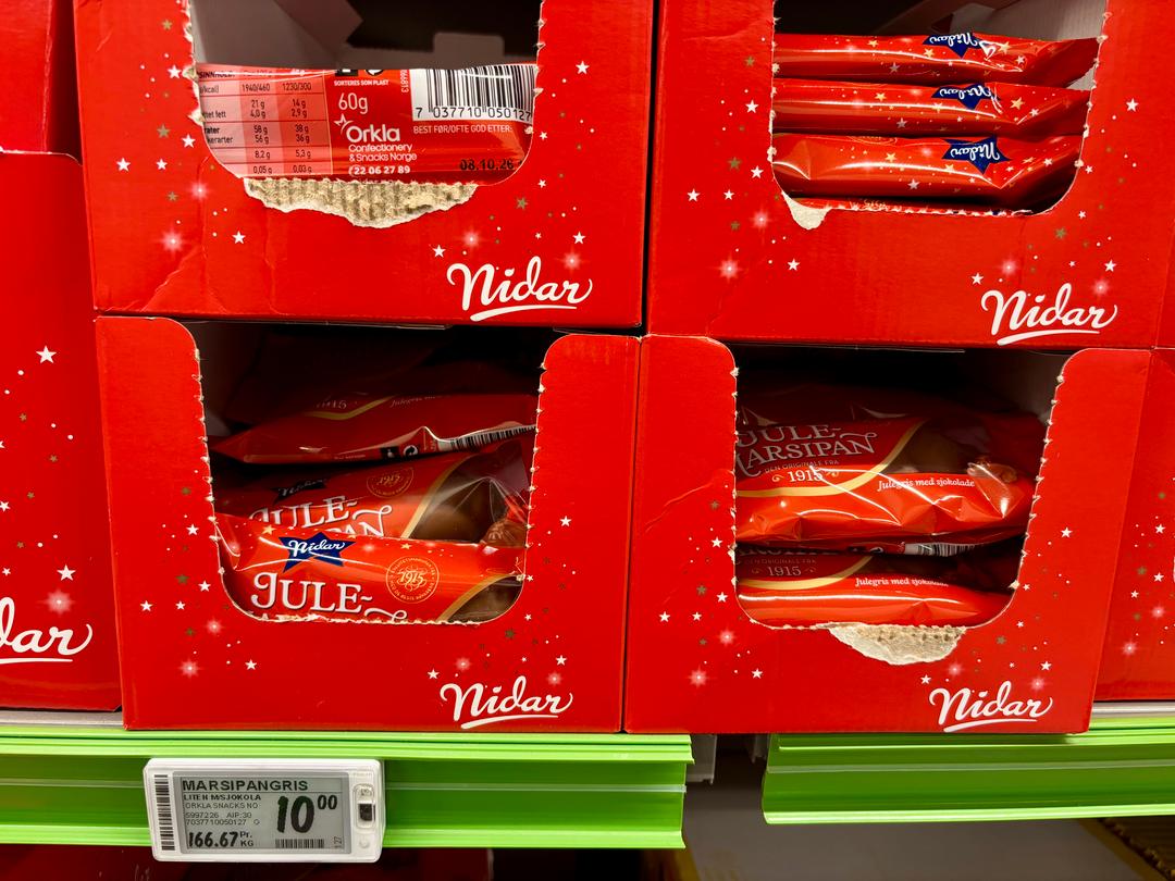 Dagligvarekjedene kutter prisene på julevarer