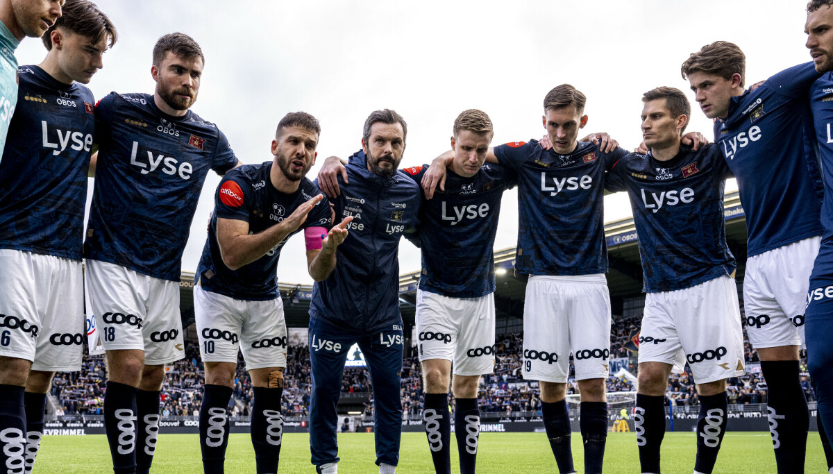 - Har ikke noe på en fotballbane å gjøre