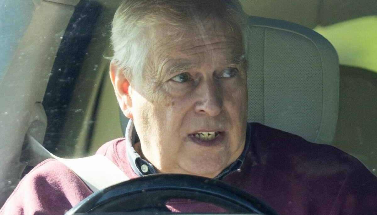 Prins Andrew: Nå ryker resten