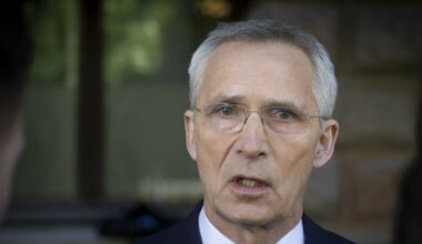 Mener Stoltenberg brøt instruks
