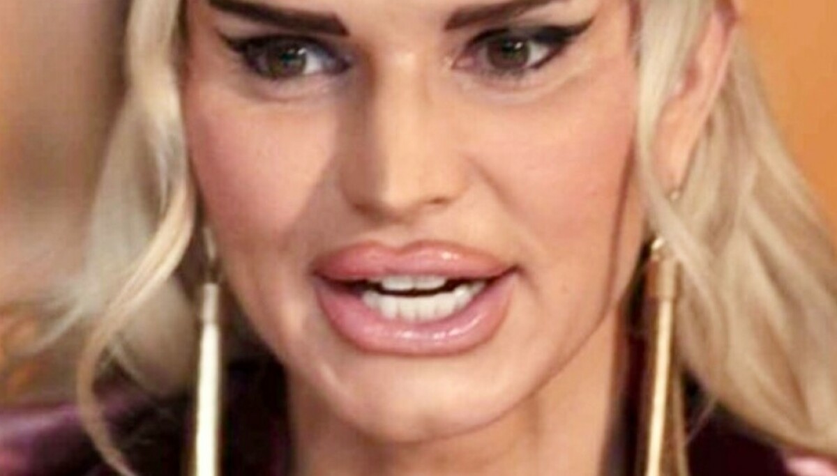 Jessica Simpson ugjenkjennelig i ny rolle i Ryan Murphys «All's Fair»