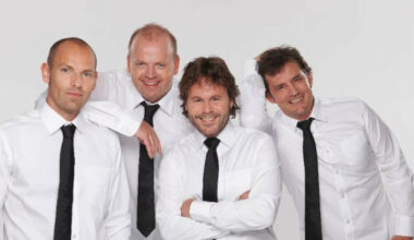 Jonas Kinge Bergland deler sine tanker om kultserien