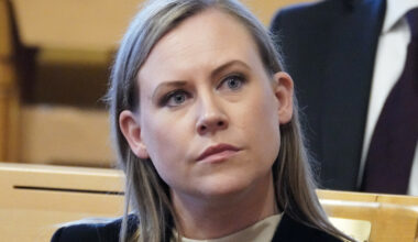 Sosiale medier-forbud: - Haster