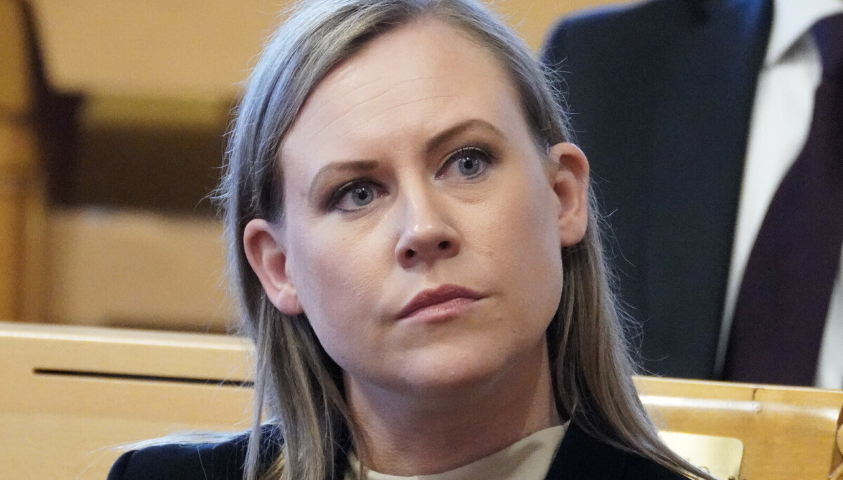 Sosiale medier-forbud: - Haster