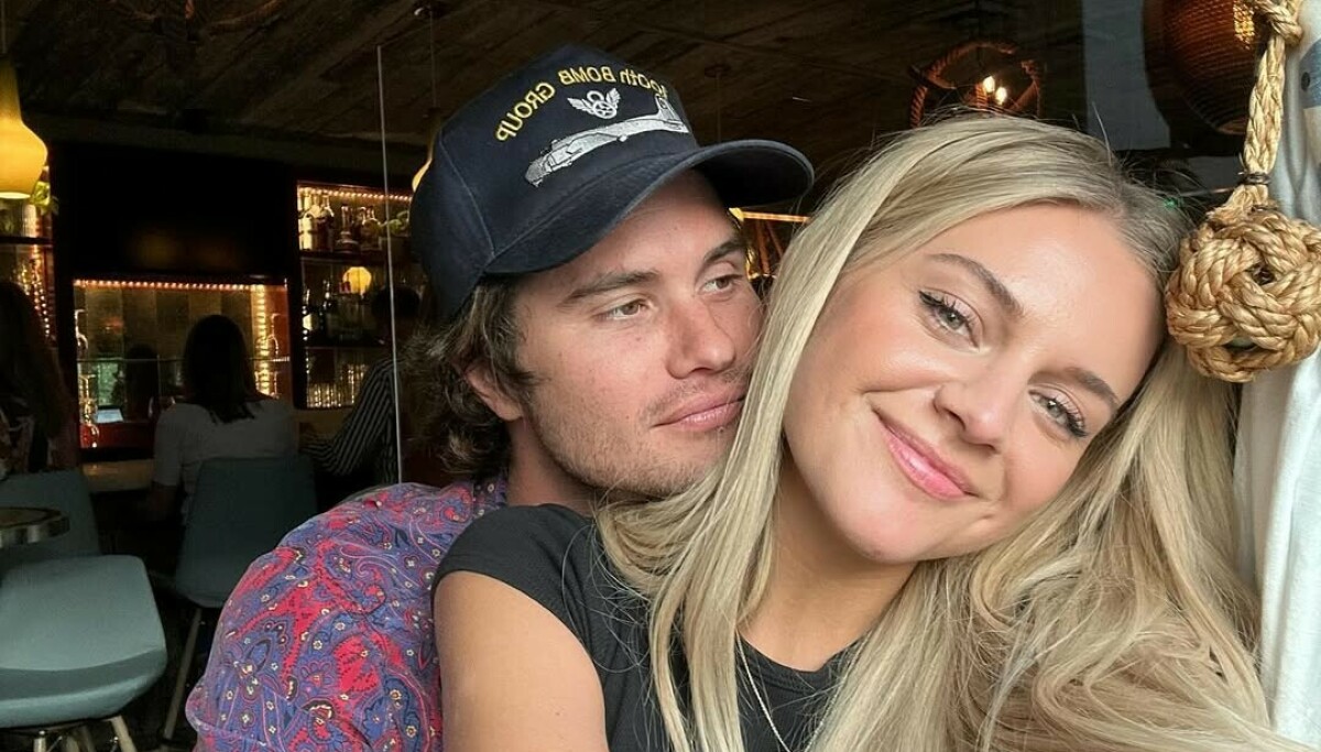 Kelsea Ballerini og Chase Stokes observert sammen etter bruddet