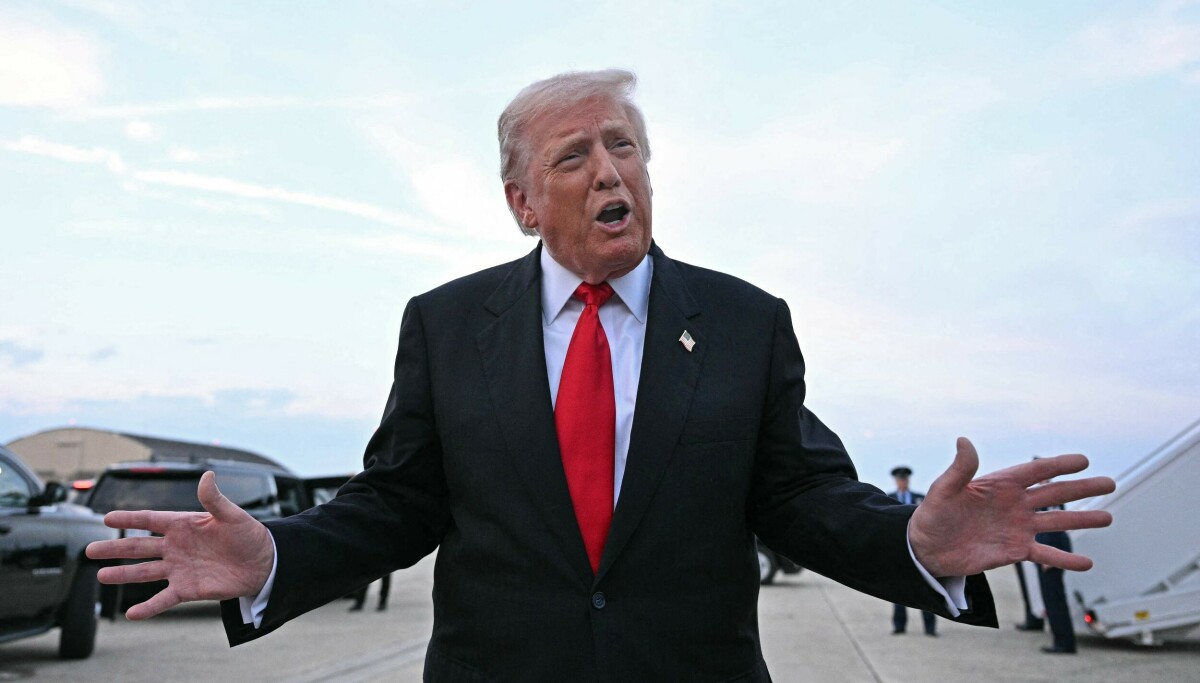 BBC-topper går av etter Trump-dokumentar