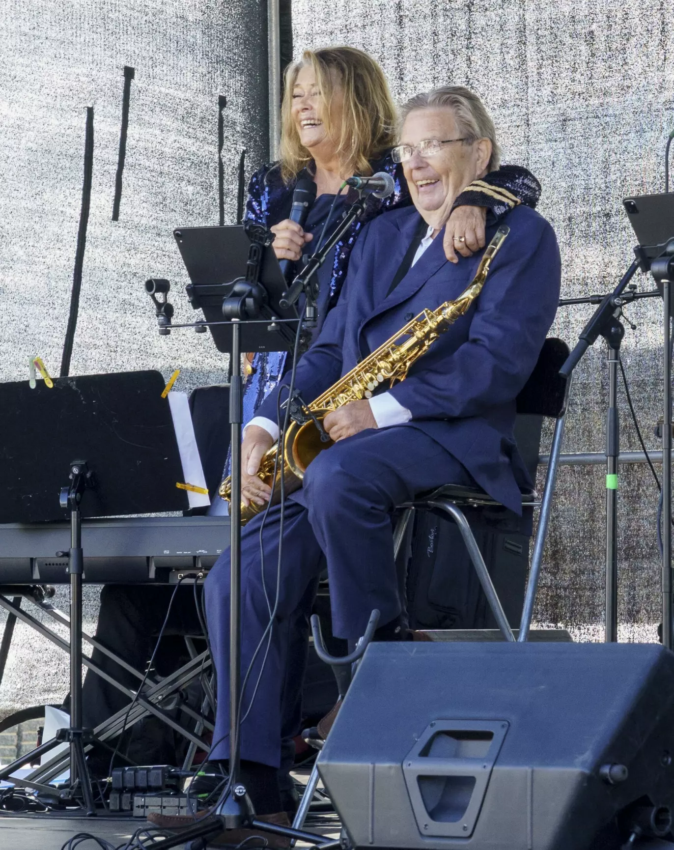 DET SISTE BILDET: I fjor sto Wenche og broren Reidar sammen på scenen i Drøbak. Det var som alltid god stemning. Foto: Jan Willi Talgø