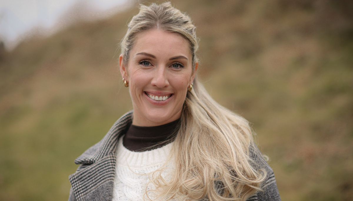 Cornelia Undheim forteller at hun har begynt å date noen