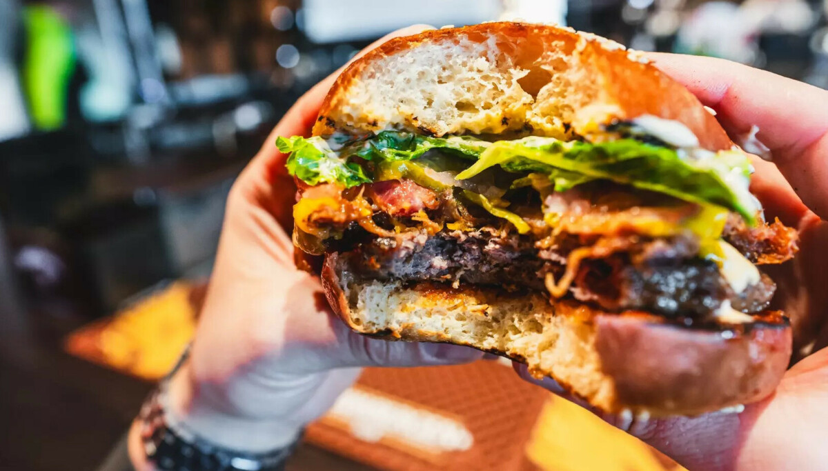 Fikk alvolrig kjøttallergi etter biff- og hamburgermåltid