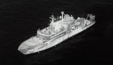 - Kan skyte varselskudd