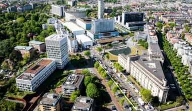 - Står midt i stormen