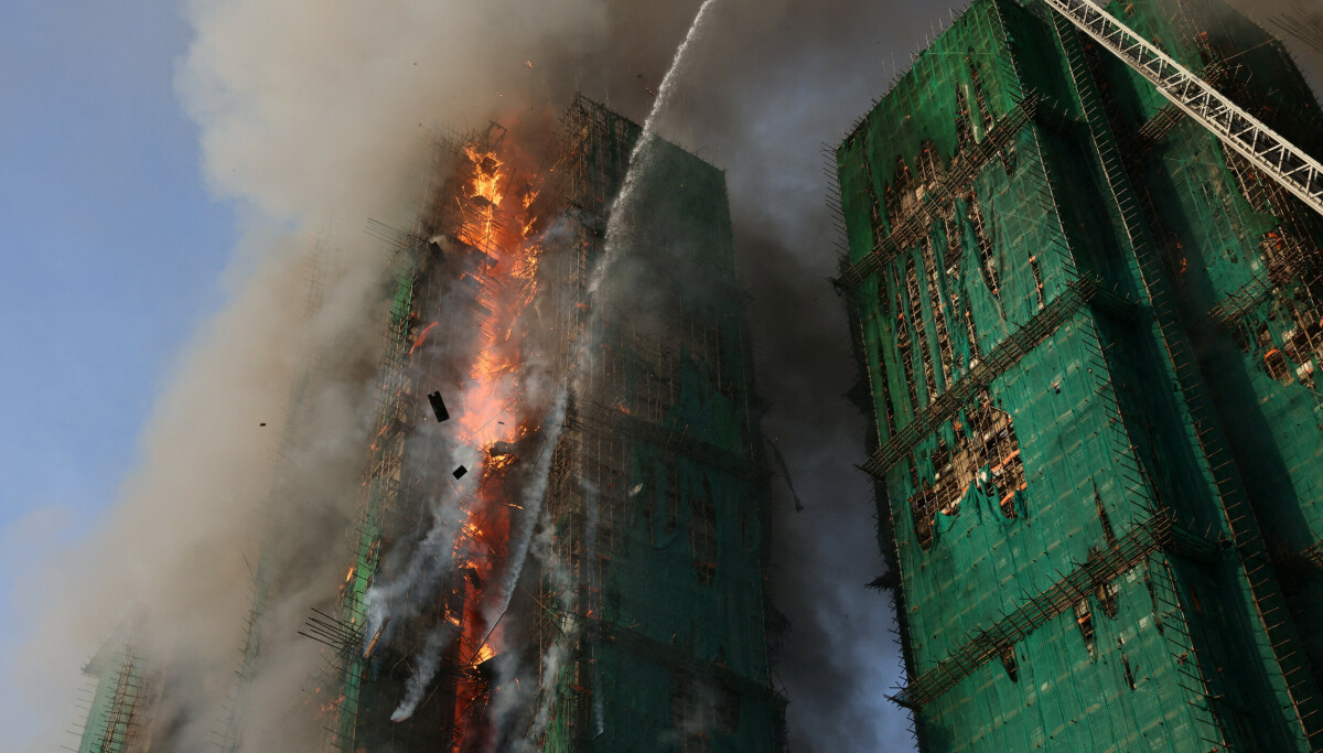 Kraftig brann: Flere fanget - Dagbladet