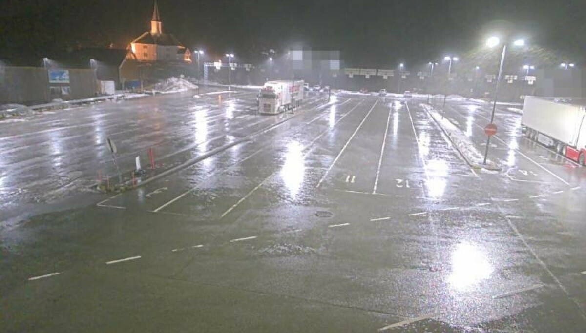 Advarer: - Ekstra glatt - Dagbladet