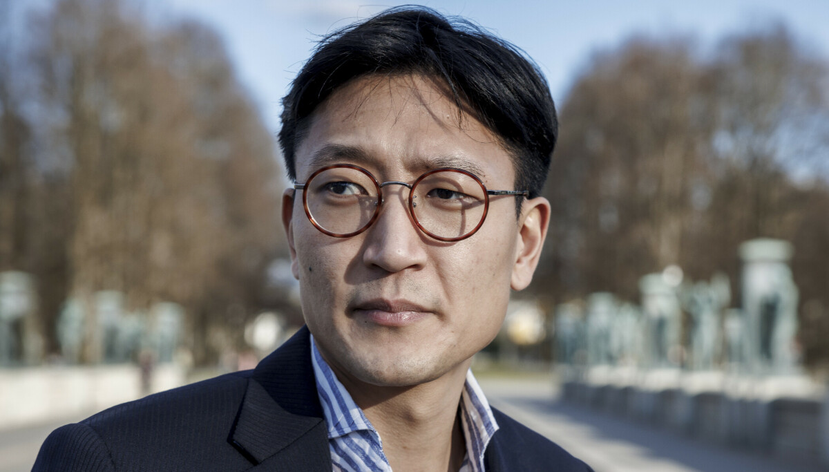 Danby Choi ble pågrepet og ransaket av politiet