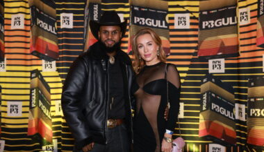 Kjendisene strømmer til