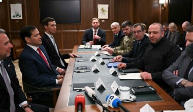 Til Moskva etter Ukraina-forhandlinger