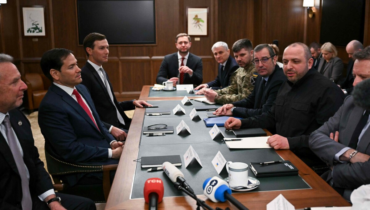 Til Moskva etter Ukraina-forhandlinger