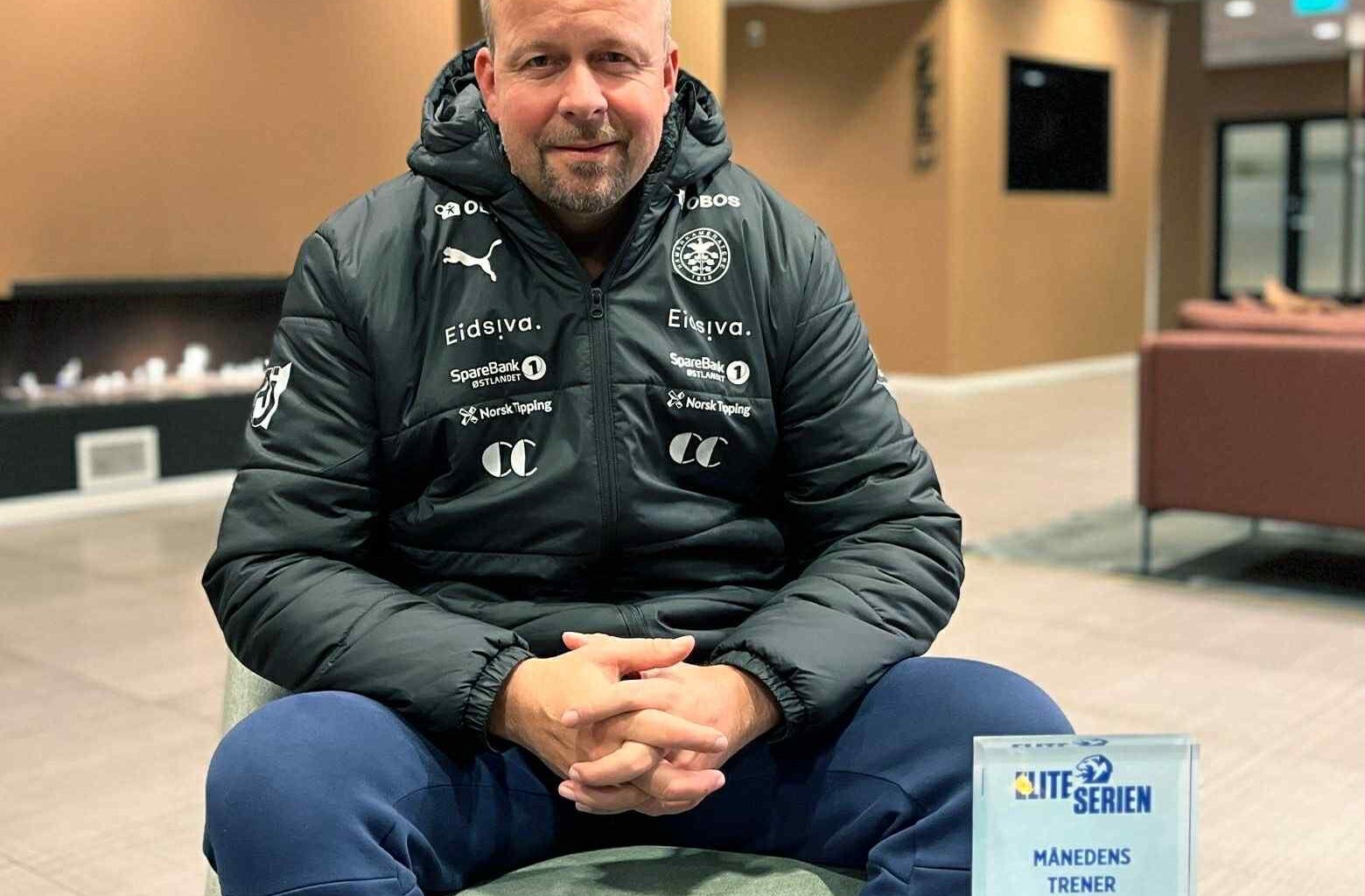 Sport, HamKam | Kåret til månedens trener