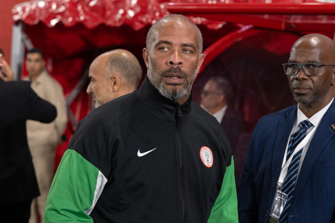 Nigeria-trener Éric Chelle anklager DR Kongo for å ha brukt voodoo i VM-kvalifiseringen