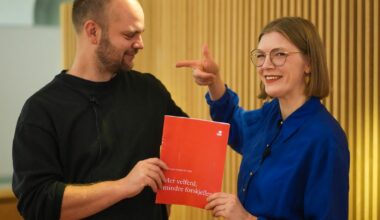 Rødt med stikk til regjeringen: