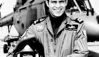 Andrews siste militære tittel står for fall