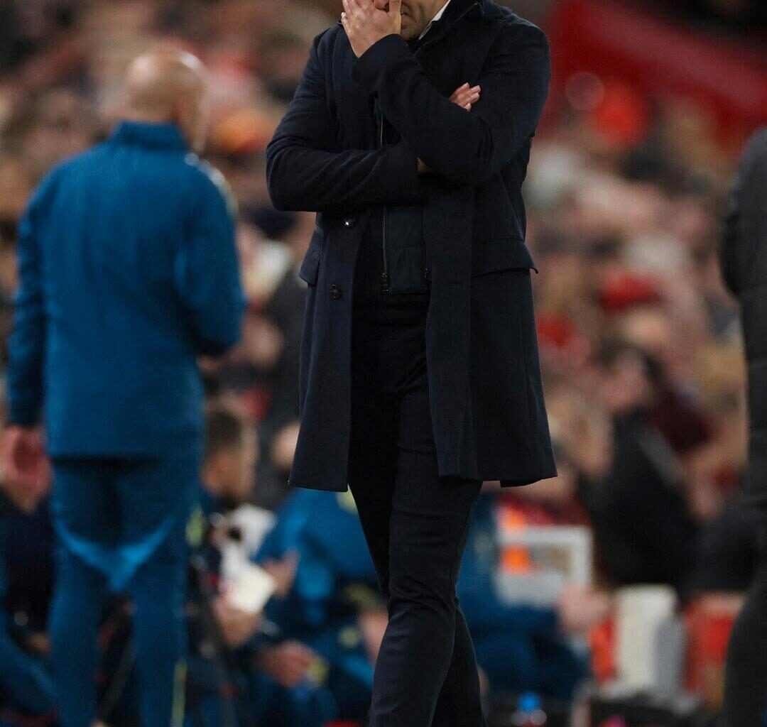 Liverpool og Arne Slot får hard medfart etter ydmykelsen