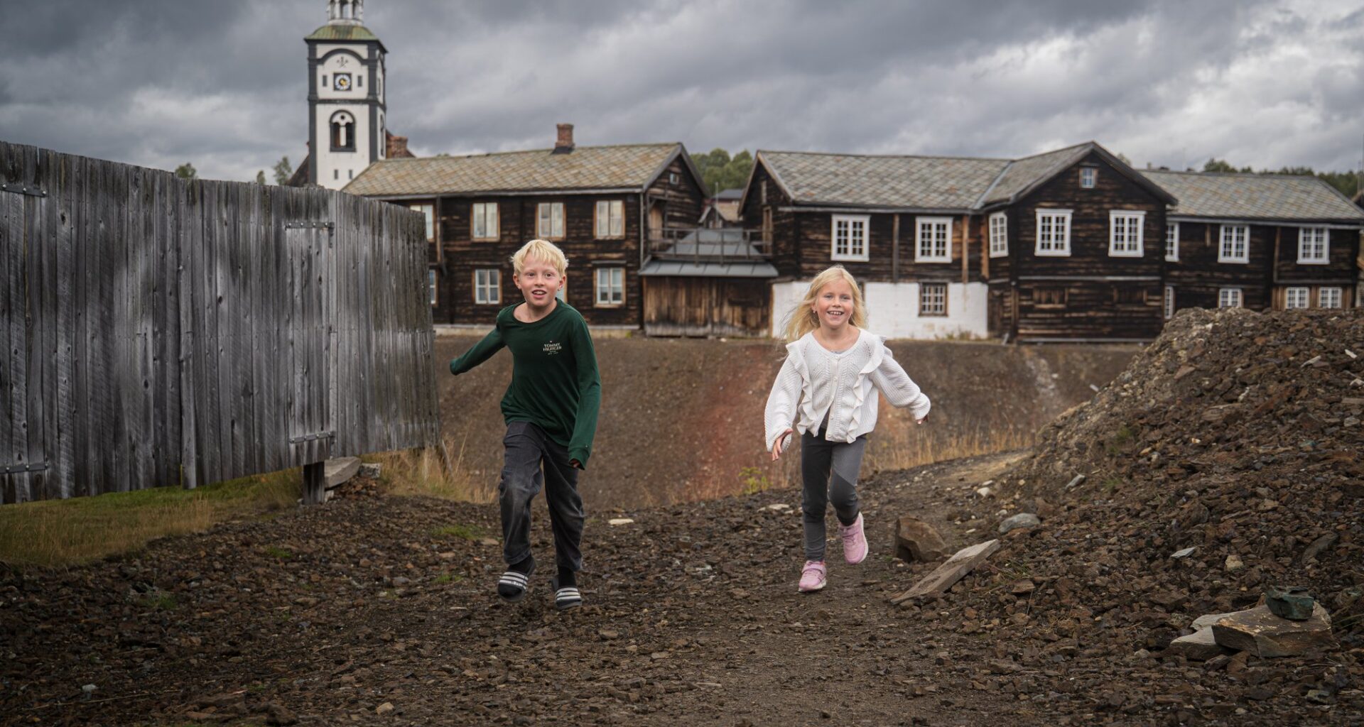 Julemarked, Kultur | Eira fra Tynset og Aslak fra Røros skal gi julestemning i Rasmusgården