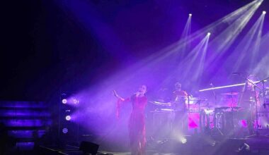 Kultur, Svømmehallen scene | Stinn brakke da de gikk på scenen: – Et av de beste og mest populære i landet - Avisa Nordland