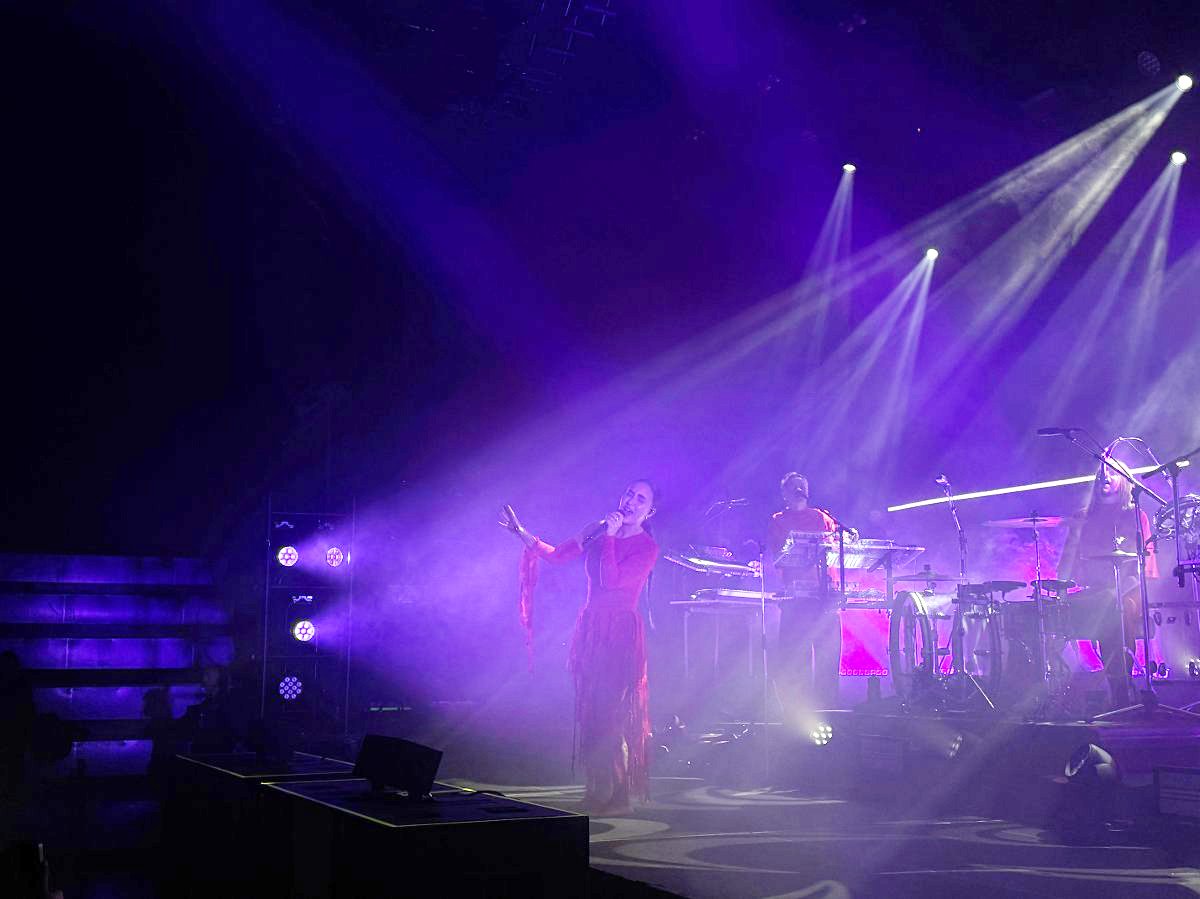 Kultur, Svømmehallen scene | Stinn brakke da de gikk på scenen: – Et av de beste og mest populære i landet - Avisa Nordland